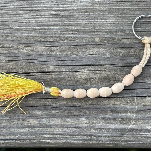 Key chain Real Wood Beads Keys Holder Keyrings Handmade Key chains - Picture 4 of 8